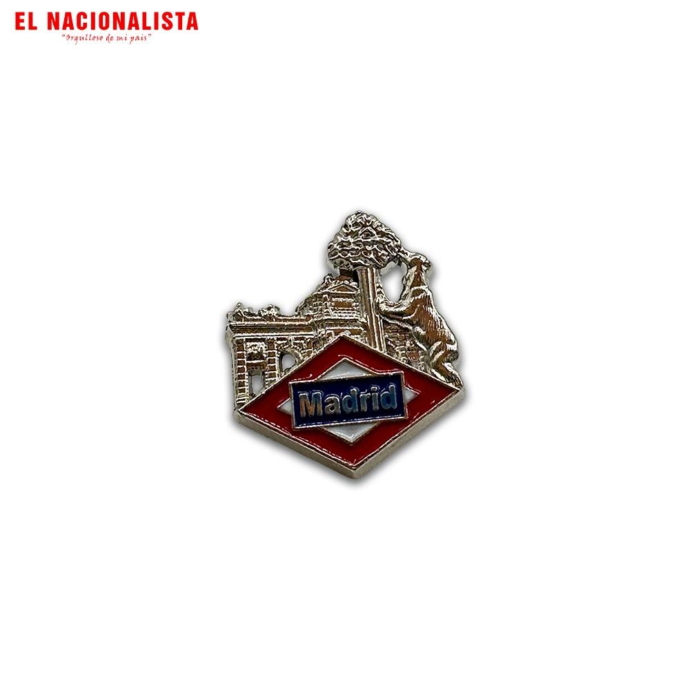 Pin Madrid Metro Plateado – Oso y Madroño